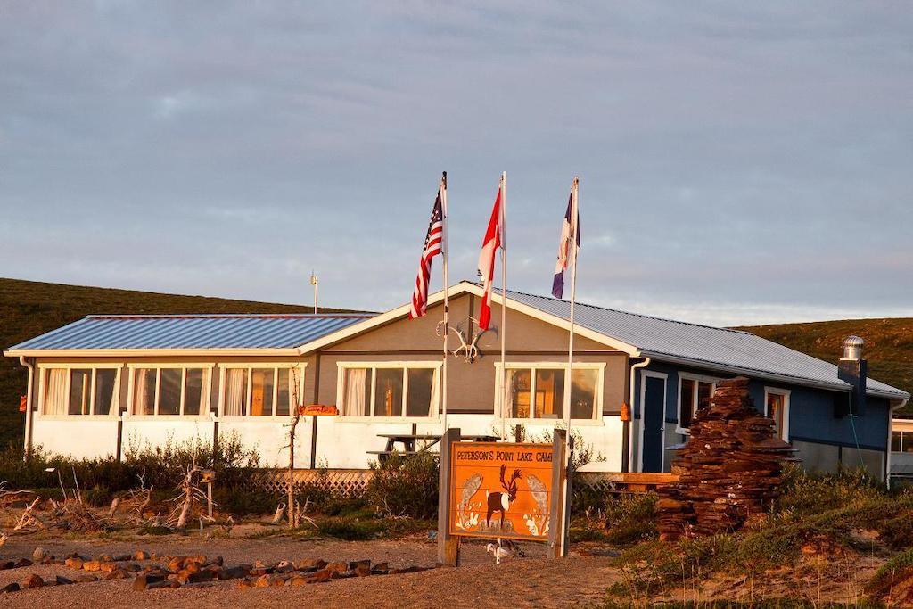 Peterson'S Point Lake Lodge Yellowknife Εξωτερικό φωτογραφία