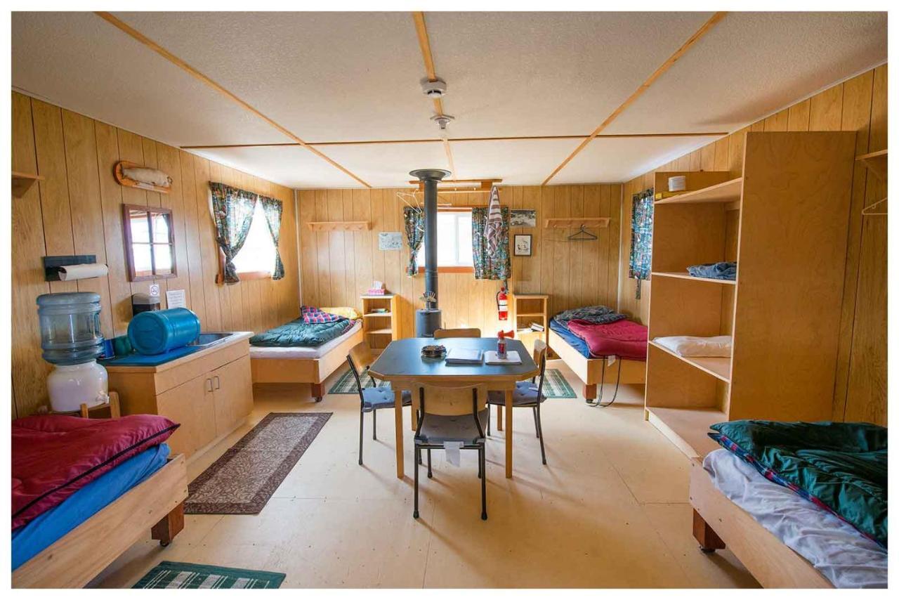 Peterson'S Point Lake Lodge Yellowknife Εξωτερικό φωτογραφία